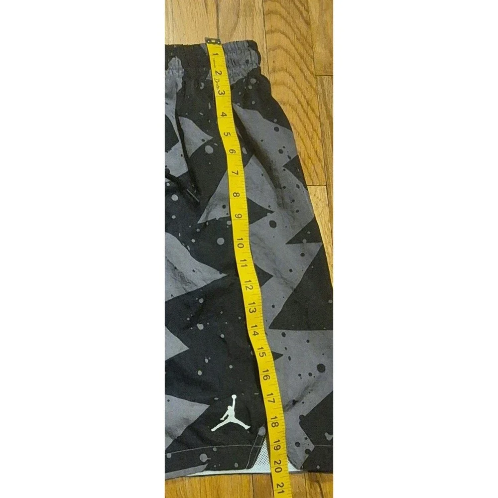 Air Jordan Jumpman Poolside Shorts Mens Small Grey Black Splatter CJ4701-084